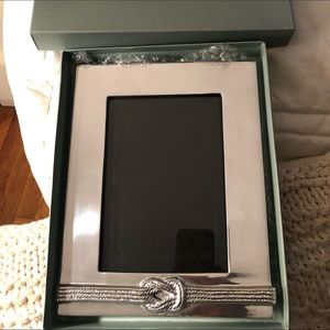 BRAND NEW MARIPOSA 5X7 frame